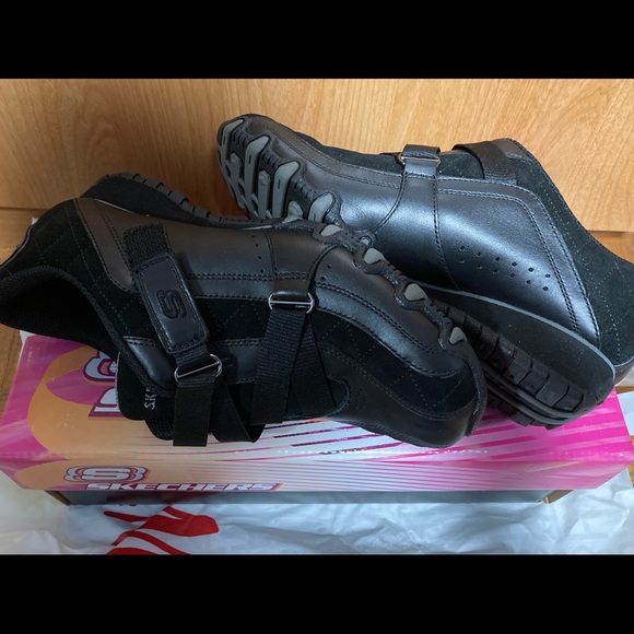 NWB Sketchers Sneakers - Picture 2 of 7